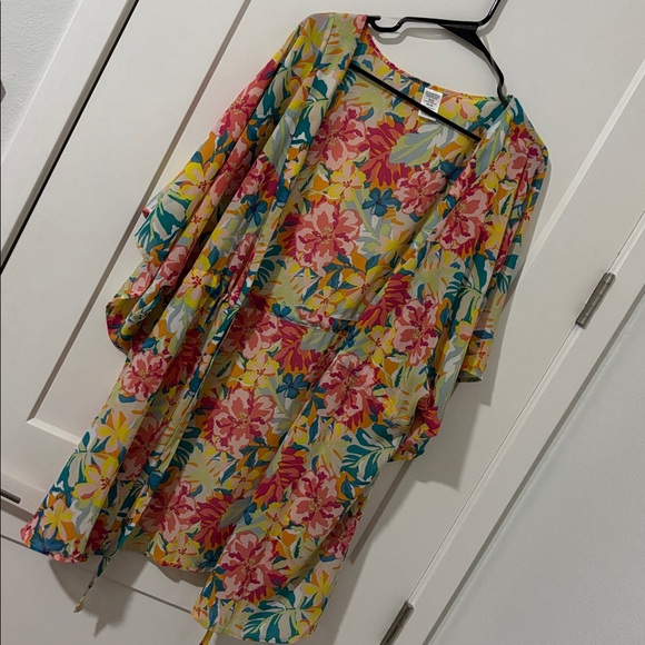 Floral Kimono with Tie Waist - Picture 4 of 5